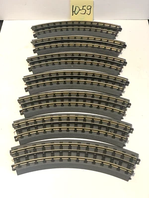 LOT of MTH  ELECTRIC TRAINS 0-31  CURVE   7 PIECE  TRACK  O-GAUGE - Image 1 of 4