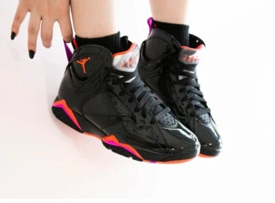 Nike Air Jordan 7 Retro Charol US5 UK2,5 EU35,5 Negro Brillante Carmesí Foto 1 de 4