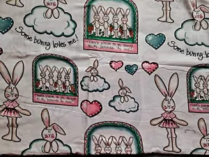 Tela de conejito 2 yardas x 531/2 pulgadas algodón "Some Bunny Loves Me" - Imagen 1 de 3