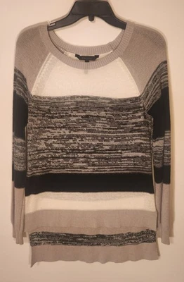 Blusa suéter bcbg max azria leve bronzeada preta branca feminina pequena - Imagem 1 de 4