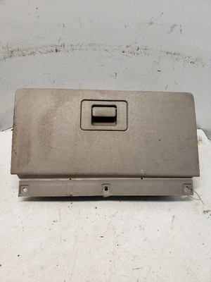 ESCAPE    2009 Glove Box 1451142 - Image 1 of 4