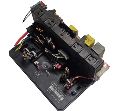 Mercedes Vito Viano SAM Steuergerät Sicherungskasten 6395450301 A 6395450401 ♻️ - Image 1 of 4