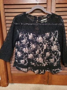 Ralph Lauren Top Womens Size Medium Black Floral - Picture 1 of 5