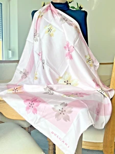 Foulard/Carré/Shawl★BVLGARI soie 100%★hand rolled-51g★Silk SCARF schal - Imagen 1 de 10