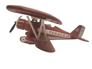 Wings Of Texaco 1931 Stearman Biplane 3er en serie Die Cast Ertl - Imagen 1 de 6