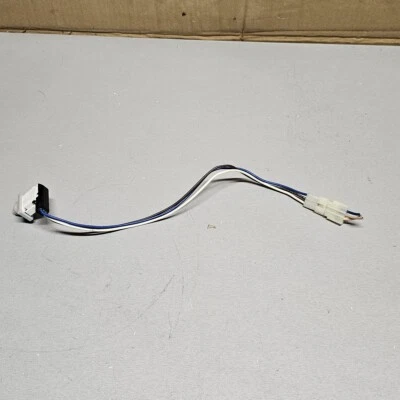 Interruptor de puerta y cableado para lavadora Whirlpool Duet Sport 8574875 Foto 1 de 4
