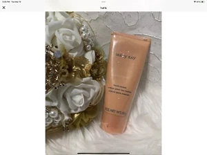 New Mary Kay Satin Hands, SEALED Full Size 3 oz - Picture 1 of 3