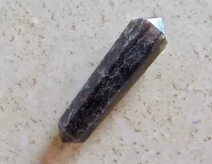 Pietra di giada blu naturale PIETRA PREZIOSA DOPPIA terminazione cristallo punta matita - Foto 1 di 5