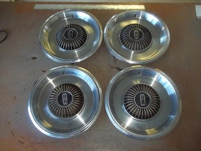 79-89 Mercury Grand Marquis 轮毂盖轮辋轮毂盖 14 英寸原始设备制造商二手 775 套装 — 第 1/4 张图片