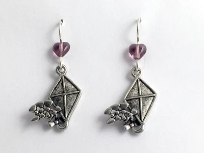 Cometa de peltre y plata de ley con pendiente colgante de cola - Cometas, volar una cometa, corazón Foto 1 de 2