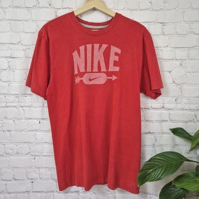 Red Nike T Shirt Size Medium Regular Fit Sport Casual Top - Image 1 of 4