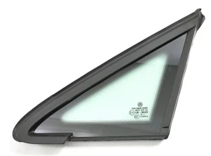 Vidrio de ventana de cuarto pequeño delantero izquierdo 15-21 VW Golf GTI Alltrack MK7 5G0 845 411 E - Imagen 1 de 3