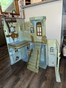 Walt Disney’s Cinderella Special Edition Enchanted Evening Castle Haunted House - Picture 1 of 3