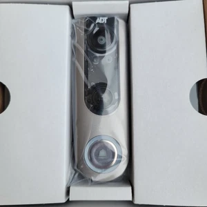ADT Pulse HD Doorbell Camera with Mounting Kit DBC835-V2 - NEW OLD STOCK  - Picture 1 of 8