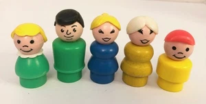 (5) Vintage Fisher Price Little People FAMILY Figures Mom Dad Kids Grandma LOT - Picture 1 of 2