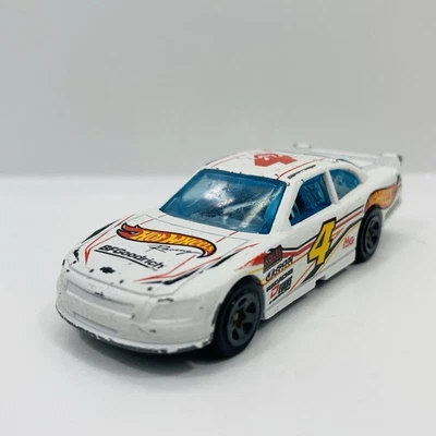 Hot Wheels 10 Chevy Impala White #4 2020 HW Race Team 2/5 Loose 209/250 C - Image 1 of 4