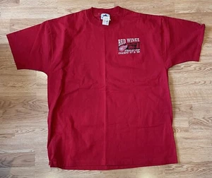 Red Wings Men Size Large Stanley Cup Champs ‘97 & ‘98 Red Tee Shirt W Tags - Picture 1 of 7