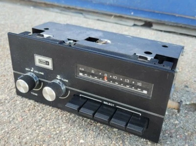 Radio am GM General Motors AC Delco Chevy #16018430 años 70-80 sin probar Foto 1 de 4