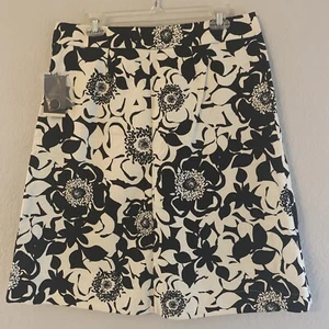 Merona Women's A Line Ebony Printed Floral Size 10 Skirt 100% Cotton - Picture 1 of 6