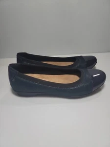 Clarks Neenah garden navy blue flat shoes with memory foam insoles size 7 US - Picture 1 of 7