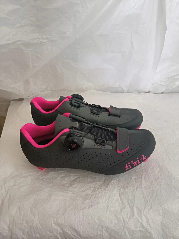 Zapato de boa Fizik R5 Donna para mujer carreras de carretera fitness EUR 36 US 5 3/4 con tacos Foto 1 de 4