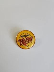 Minnesota Twins Souvenir Lapel Pin MLB Baseball - Picture 1 of 6