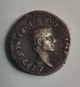 More details for the eid mar  brutus denarius roman coin