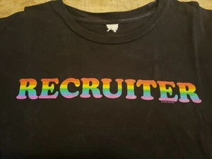 Vintage Now And Zen RECRUITER Rainbow Gay Pride Parade Black Graphic T Shirt M/L - Picture 1 of 2