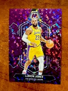 Mosaico Panini 2023-24 - Lebron James púrpura/50 - LA LAKERS disco SSP estuche golpeado - Imagen 1 de 3