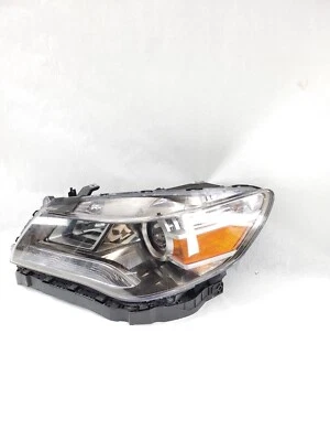 Se adapta a faros de conductor ACURA RL 2009-2012 XENÓN HID con faros adaptativos  Foto 1 de 4
