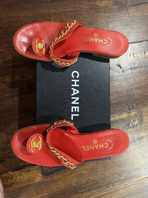 Diapositivas Chanel vintage talla 38 Foto 1 de 4