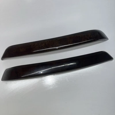 Комплект деревянных накладок на заднюю правую дверную панель 06–11 BMW E90 335i 335d 328xi от оригинального производителя - Изображение 1 из 4