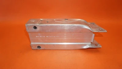 SOPORTE REFUERZO DELANTERO IZQUIERDO MERCEDES BENZ CLS550 2012 2013 2014 2015 2016 Foto 1 de 4