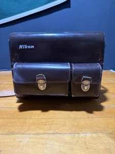 Custodia rigida vintage Nikon FB-5 in pelle marrone con attacchi F di blocco - Foto 1 di 6
