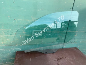SCUDO DISPATCH EXPERT PROACE NS PASSENGER UP AND DOWN WINDOW GLASS -FITS 2017-22 - Picture 1 of 3