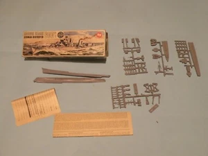 AIRFIX NARVIK CLASS GERMAN DESTROYER NUOVO/NEW SPRUE COMPLETO? ISTRUZIONI - Foto 1 di 1
