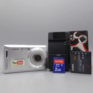 Casio Digital Camera Exilim EX-Z9 8.1MP Silver Tested - Picture 1 of 8