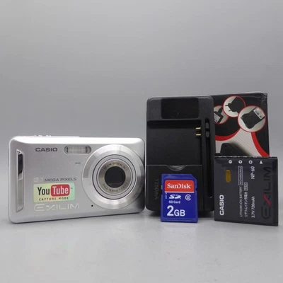 Casio Digital Camera Exilim EX-Z9 8.1MP Silver Tested - Image 1 of 4