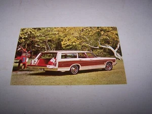 1967 FORD COUNTRY SQUIRE Station Wagon Postcard - Picture 1 of 2