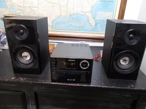 Phillips Micro Music System BTM2180 Black Bluetooth/ MP3/USB Direct Works Great - Picture 1 of 1
