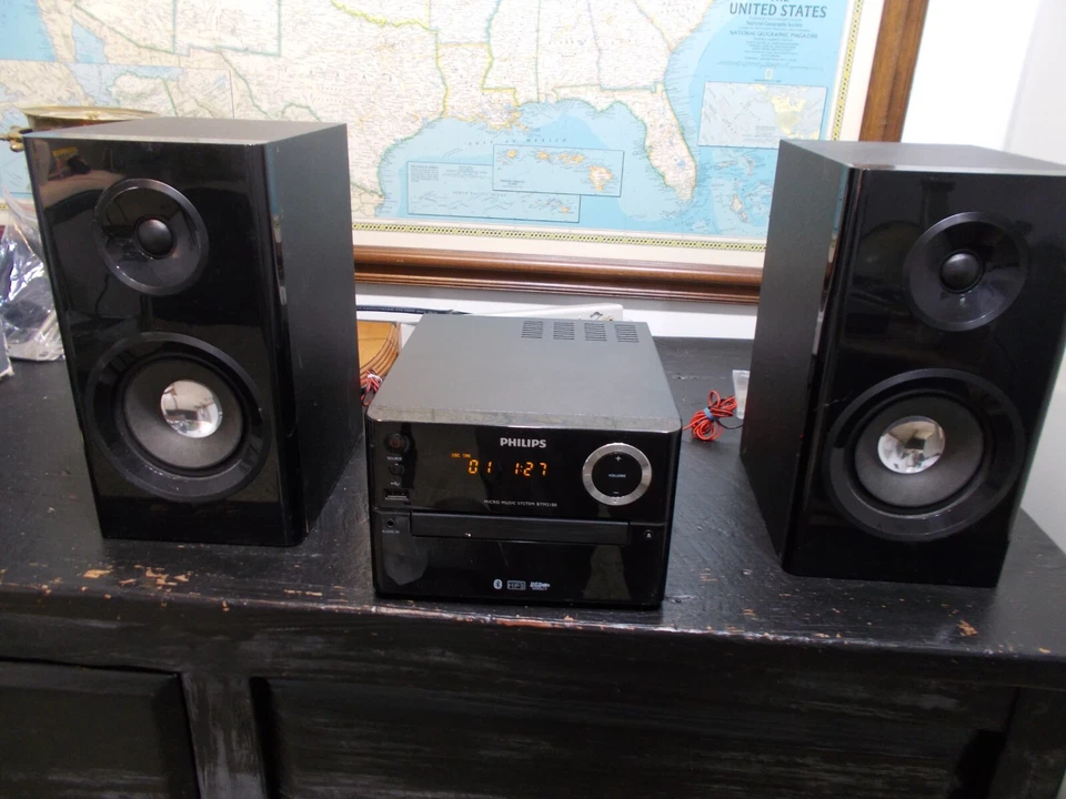 Phillips Micro Music System  BTM2180 Black Bluetooth/ MP3/USB Direct Works Great - Image 1 of 1
