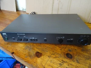 NAD Stereo preamplifier model 1130 phono moving coil / magnet inputs - Imagen 1 de 5