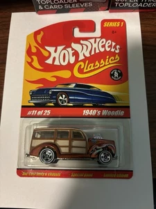 2004 Hot Wheels Classics Series 1 Brown 1940's Woodie #11 of 25 Die-cast 1:64 - Picture 1 of 3