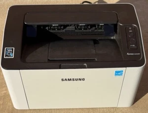 Samsung Xpress M2020W Wireless USB Monochrome Laser Printer - FOR PARTS! - Picture 1 of 11