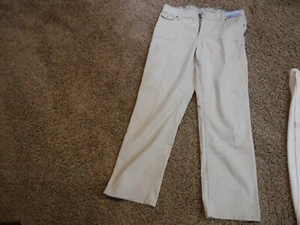WOMEN'S RIDERS SZ 18 (WAIST 37) BEIGE JEANS NWT COFORT NO-GAP WAISTBAND - Picture 1 of 4