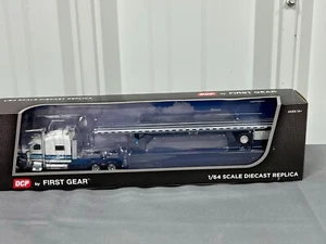 Peterbilt 389 w/ Flatbed McKinney & Sons Chrome 60-1038 DCP NIB 1:64 JC ALT - Picture 1 of 9