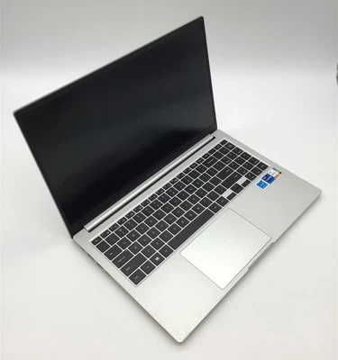 Samsung Galaxy Book i7-1165G7, 2,8 GHz, 16 GB, sin HD * sin adaptador* Foto 1 de 4