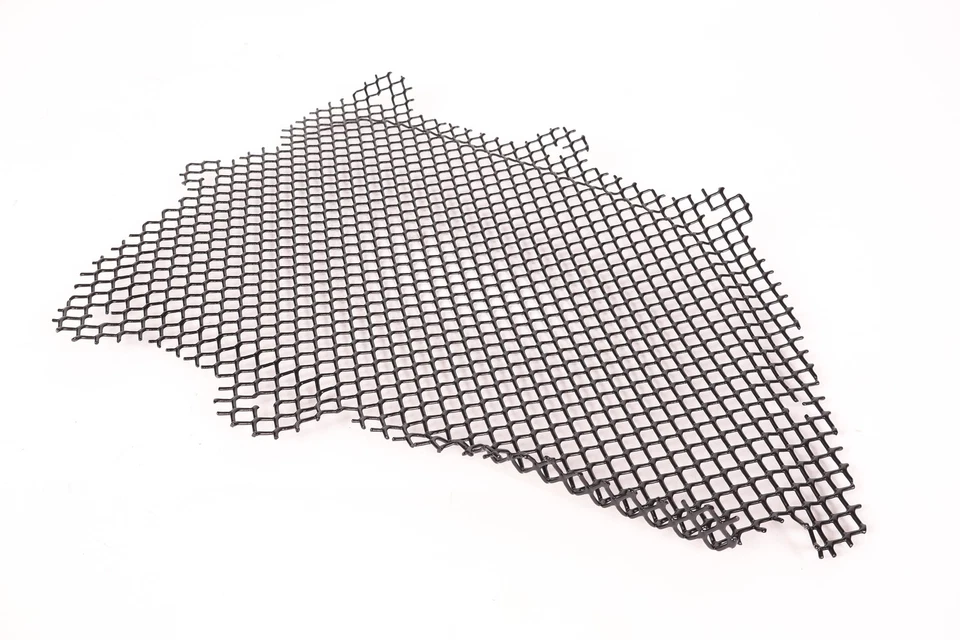 760157 Ferrari 760157 RH LOWER MESH  Ferrari NEW - Image 1 of 1