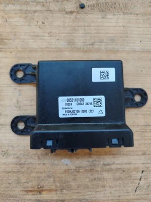 CENTRALINA SENSORI DI PARCHEGGIO ANTERIORI FIAT 500X-JEEP RENEGADE 00521101060 - Immagine 1 di 3