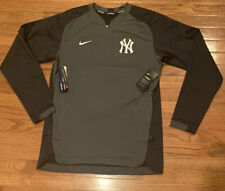 Men's New York Yankees Nike Authentic Thermal Crew Sweatshirt Large